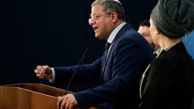 Photo of بن غفير سيطالب بتضمين قانون الإعدام بحق المقاومين الفلسطينيين في نص الائتلاف الحكومي المقبل