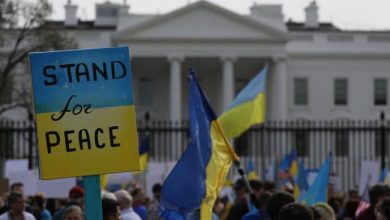 Photo of “واشنطن بوست”: الولايات المتحدة تطالب أوكرانيا سراً بإظهار انفتاحها للتفاوض مع روسيا