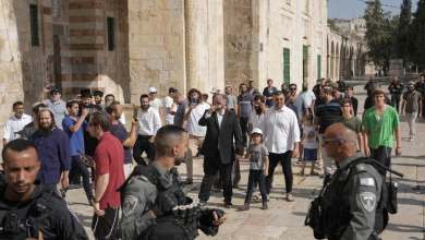 Photo of عشرات المستوطنين يقتحمون الأقصى