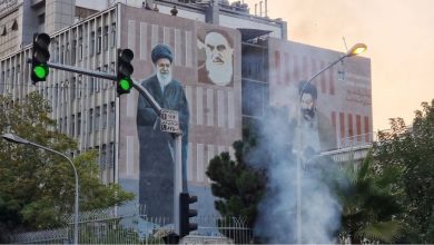Photo of دعوات لإضراب عام بإيران.. هل تنتهي التظاهرات بحل “شرطة الأخلاق”؟
