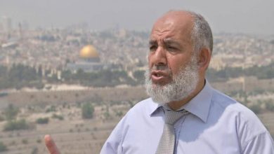 Photo of بكيرات يحذّر من مماطلة الاحتلال بإعادة قبة وهلال مئذنة مسجد قلعة القدس التاريخية