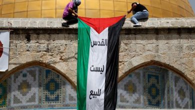 Photo of عشرات المستوطنين يقتحمون الأقصى.. “فلسطين النيابية” تدين اقتحامات وانتهاكات الاحتلال بالقدس والضفة