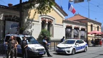 Photo of عالم سياسي فرنسي: منطق الشك بات هو بوصلة الدولة مع الإسلام