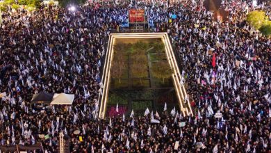 Photo of الآلاف يتظاهرون ضد حكومة نتنياهو في تل أبيب والقدس وحيفا