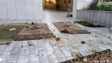 Photo of مستوطنون يعتدون على جامع السنية في الخليل