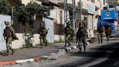 Photo of الاحتلال يقتحم مخيم جنين واندلاع اشتباكات عنيفة