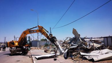 Photo of خطر الهدم يتهدد 42 منشأة اقتصادية قرب حاجز الجلمة