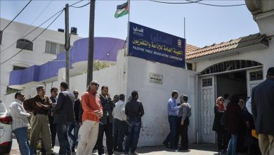 Photo of ازدواجية العمل.. ملاذ الفلسطينيين لتلبية متطلبات المعيشة