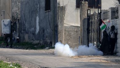 Photo of إصابات إحداها في غزة برصاص الاحتلال