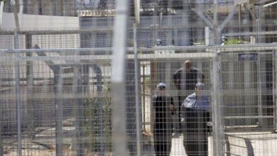 Photo of في يوم الأم.. 29 أسيرة في السجون الإسرائيلية بينهن 5 أمّهات