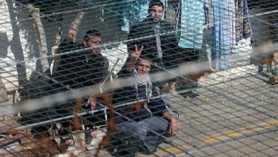 Photo of الأسرى يواصلون نضالهم ضد إدارة السجون الاسرائيلية لليوم 21