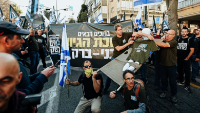 Photo of ابتداء من اليوم.. المئات من عناصر الاحتياط في القوات الخاصة والسايبر لن يمثلوا للخدمة في الجيش الإسرائيلي