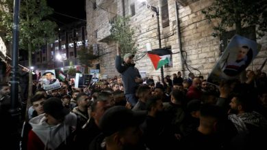 Photo of اضراب شامل ومسيرات حاشدة تنديدا بمجزرة الاحتلال في جنين