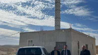 Photo of الاحتلال يخطر بهدم مسجد جنوب الخليل