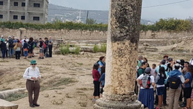 Photo of مستوطنون يقتحمون مواقع أثرية في الضفة الغربية