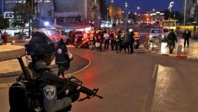 Photo of إصابة شاب بالقدس والاحتلال يشن حملة اعتقالات واقتحامات
