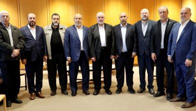 Photo of هنية يصل إلى بيروت في زيارة خاصة