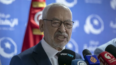 Photo of نقل الغنوشي إلى المستشفى.. والاتحاد الأوروبي يعلّق على اعتقاله