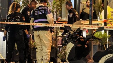 Photo of الاحتلال يصدر أمرا بهدم منزلَي الشهيد معتز الخواجا والأسير أسامة الطويل