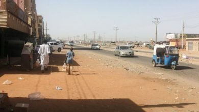 Photo of معارك في الخرطوم ودول عربية وغربية تسابق الزمن لإجلاء رعاياها من السودان
