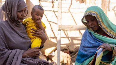 Photo of لهيب الحرب يصل لعمليات الولادة.. الأزمة الصحية تهدد نساء السودان