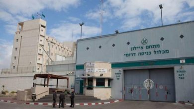 Photo of إعلام الأسرى: وحدات القمع تستفزُّ أسرى (نفحة) وتنقل قسم (12)