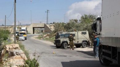 Photo of الاحتلال يواصل إغلاق مدخلَيْ المغير شرق رام الله لليوم الـ17