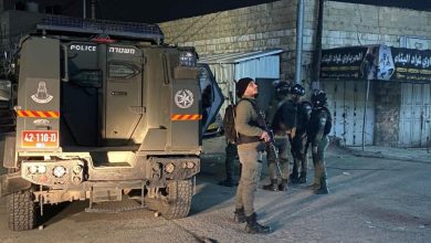 Photo of بينهم نائب.. حملة اعتقالات في مناطق متفرقة بالضفة الغربية