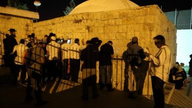 Photo of إصابات خلال مواجهات مع الاحتلال قرب “قبر يوسف” بنابلس