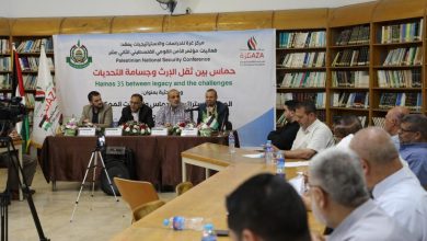 Photo of مراقبون: حماس مرت بإستراتيجيات عدة تجعلها رقمًا صعبًا