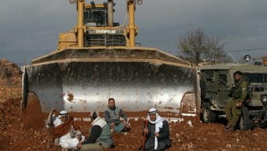 Photo of الاحتلال يجرف أراضي بالخليل ومستوطنون ينصبون خيامًا استيطانية بنابلس