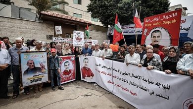 Photo of لجنة الافراجات ترفض طلب الإفراج المبكر عن الأسير المريض وليد دقة