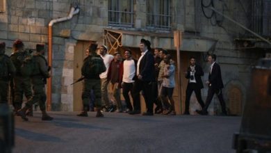 Photo of عشرات الإصابات وإحراق مركبات باعتداءات مستوطنين في الضفة