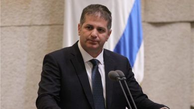 Photo of وزير التعليم الاسرائيلي يتوعّد: “سنحاسب كلّ من يضرّ بالدولة اليهوديّة”.. وانسحاب رؤساء سلطات محليّة عربيّة