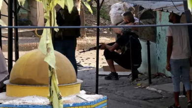 Photo of اشتباكات متقطعة في مخيم عين الحلوة بلبنان.. واتصالات من أجل هدنة