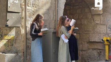 Photo of مستوطنون يقتحمون الأقصى ويؤدون طقوسًا تلمودية