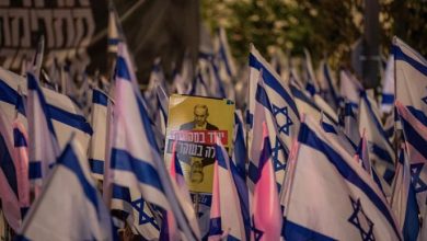Photo of مئات عناصر الشاباك السابقين: التعديلات القضائية تهدد “أمن إسرائيل”