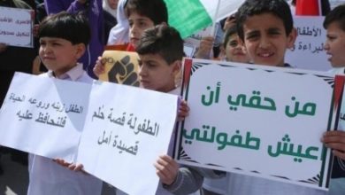 Photo of الاحتلال يواصل اعتقال 170 طفلاً في ظروف صعبة
