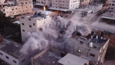 Photo of الاحتلال يفجر منزل عائلة الشهيد عبد الفتاح خروشة في نابلس