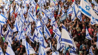 Photo of قطاعات حيوية تهدد نتنياهو بإضراب عام لإجباره على وقف “التعديلات القضائية”