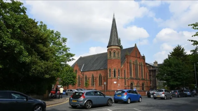 Photo of MEE: حملة تشويه إماراتية استهدفت مسجد مانشستر في بريطانيا.. تفاصيل