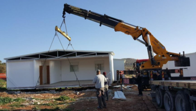 Photo of مستوطنون ينصبون غرفا متنقلة جنوب نابلس