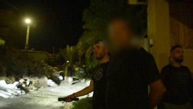 Photo of الشرطة تعلن اعتقال 7 مشتبهين بالسطو وقتل عبد الله السعدي من مقيبلة