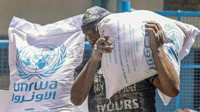 Photo of “الأونروا”: أزمة مالية تهدّدُ موظّفينا ونشاطاتنا