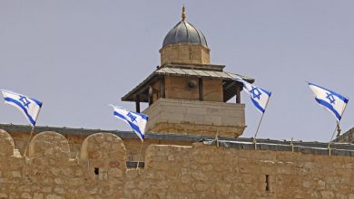 Photo of المسجد الإبراهيمي بالأعياد اليهودية.. عدوان إسرائيلي وطقوس تلمودية