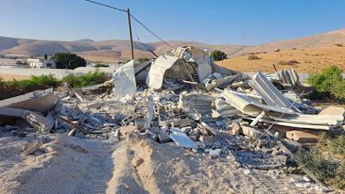 Photo of الاحتلال يهدم 3 منازل بالضفة وأريحا