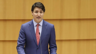 Photo of لماذا طرد المصلون رئيس الوزراء الكندي من مسجد في تورنتو؟