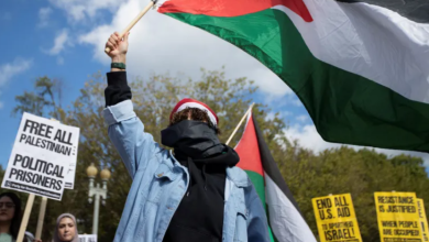 Photo of أصوات غربية تُغرّد خارج سرب تأييد إسرائيل وتدعم غزة