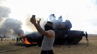 Photo of كاتب فرنسي: غطرسة إسرائيل قادتها للجحيم.. والفلسطيني لا يقهر!