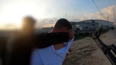 Photo of 81 عائلة إسرائيلية تتلقى بلاغّا من الجيش الإسرائيلي بأن ذويها محتجزون لدى حركة حماس في قطاع غزة